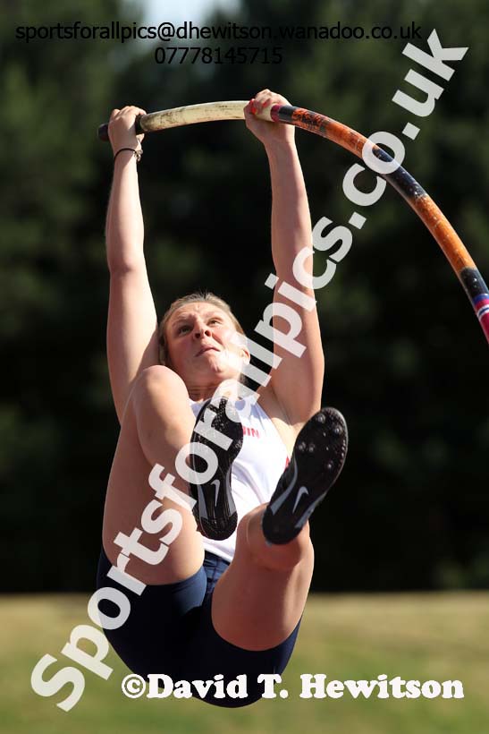 Womens pole vault, Sainsbury's British Champs, Alexander Stadium, Birmingham. Photo: David T. Hewitson/Sprts for All Pics